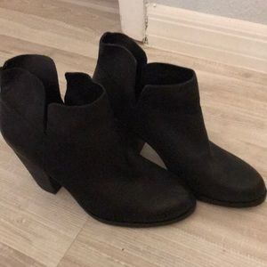 Booties, never worn, black NWT